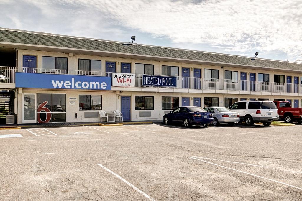 Motel 6 Wells Kültér fotó
