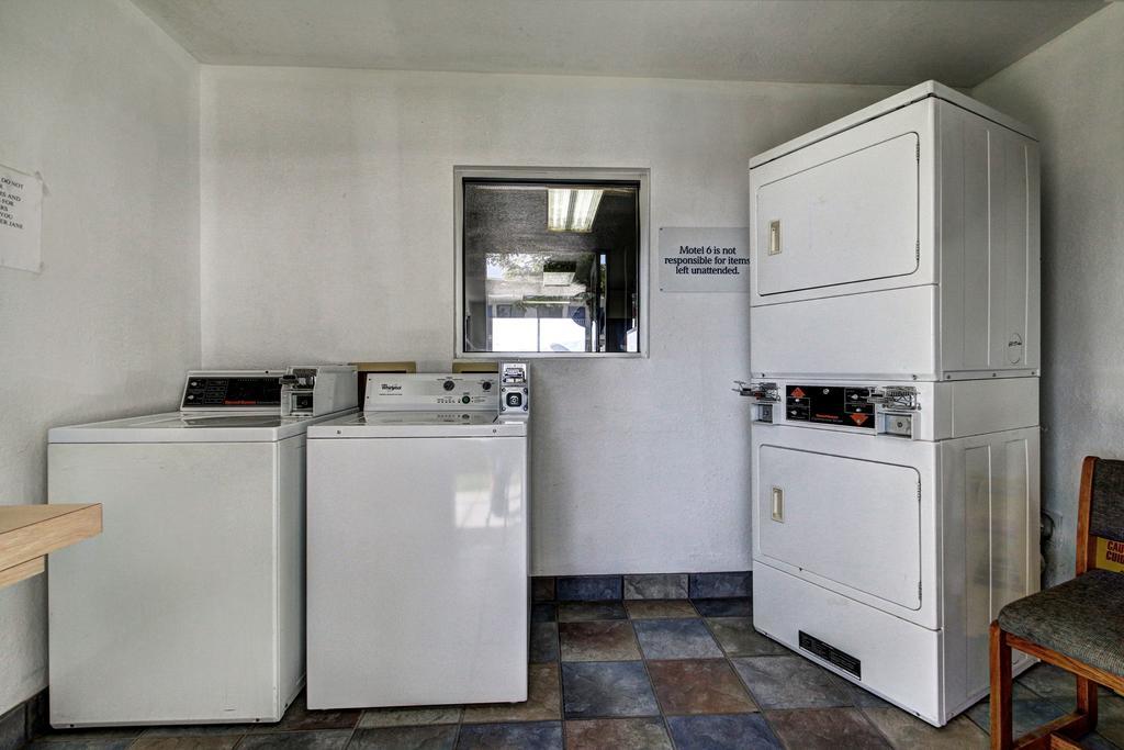 Motel 6 Wells Kültér fotó
