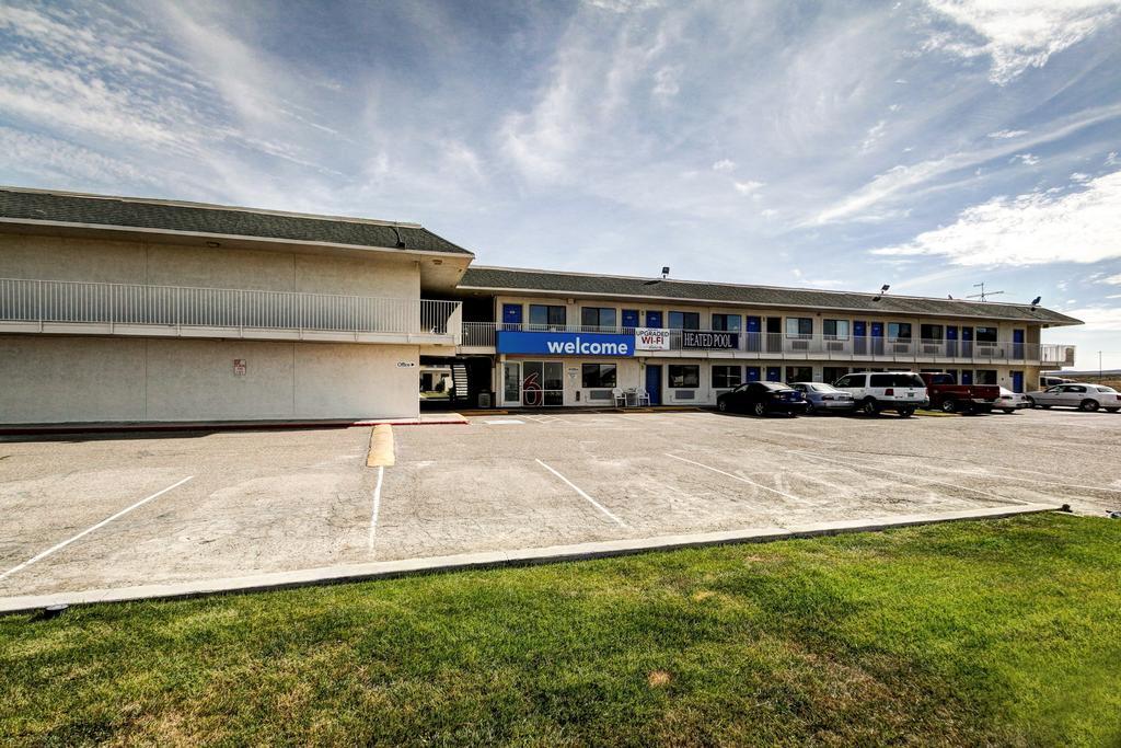 Motel 6 Wells Kültér fotó